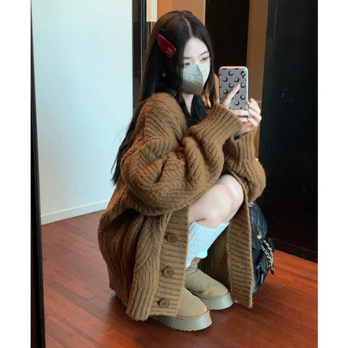 美拉德复古v领麻花毛衣外套女春秋宽松气质小众慵懒风针织开衫厚