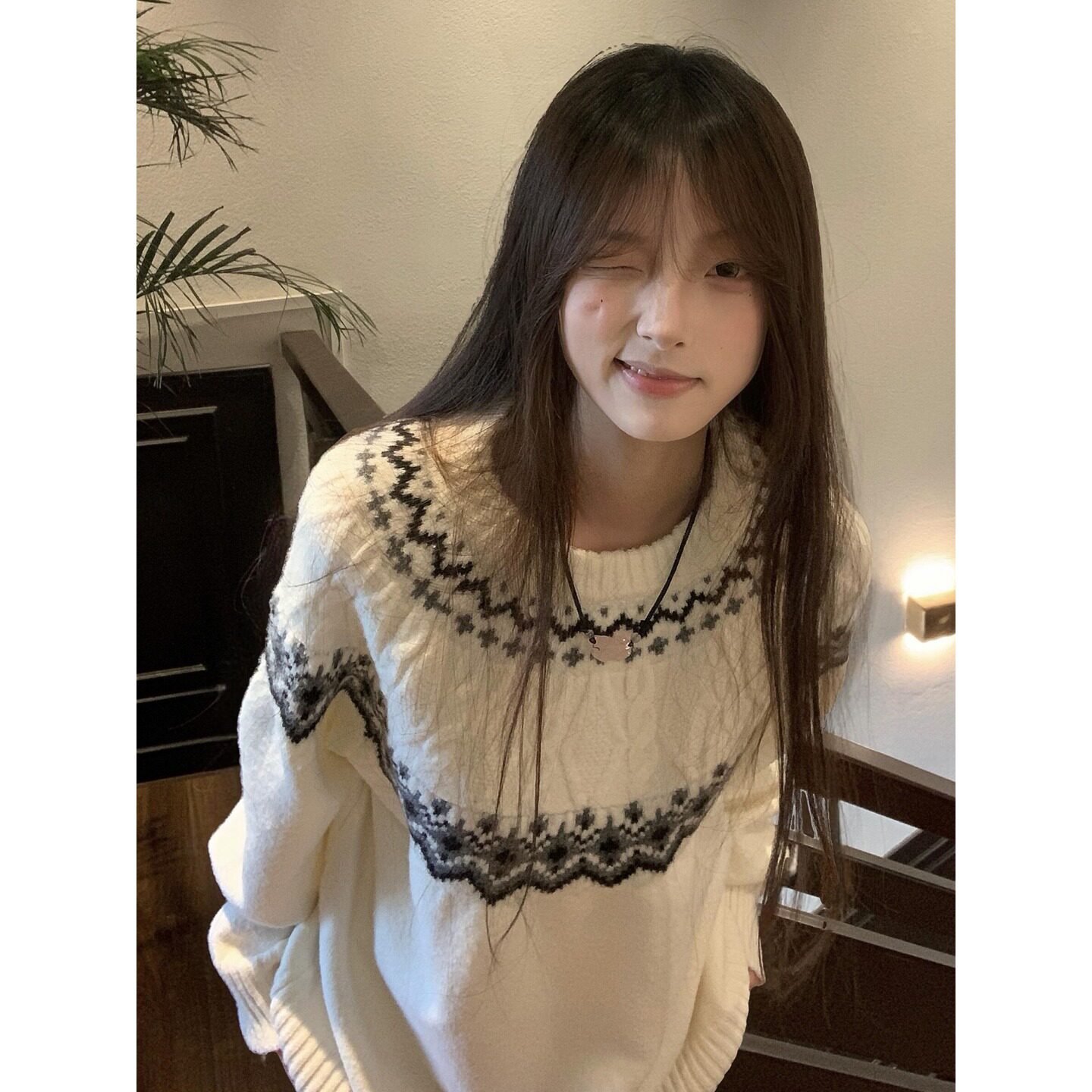 费尔岛2026新款秋冬季白色毛衣可外穿内搭慵懒高级感针织女士上衣