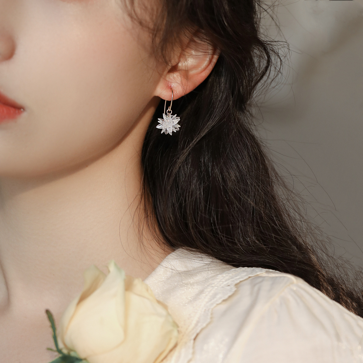 赛赛莉安古典仙女气质款式耳钩