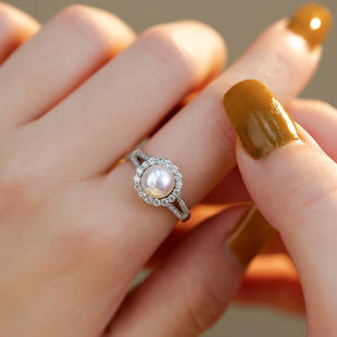 赛赛莉安强光天然淡水珍珠S925纯银戒指环简约个性气质小众宝石