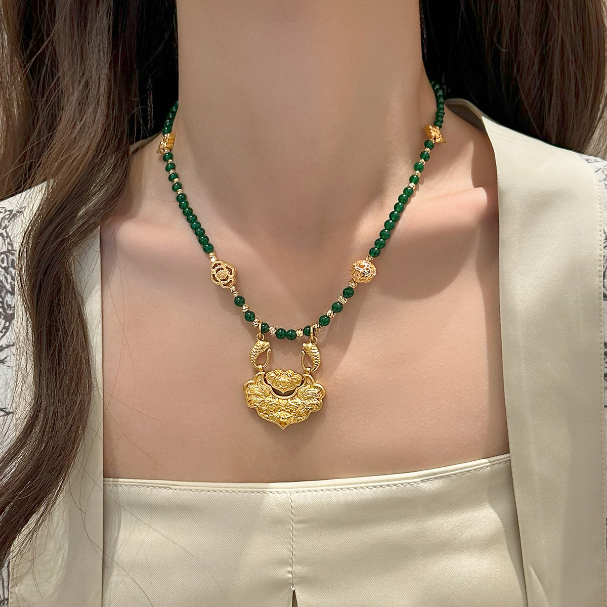 新中式平安锁如意锦鲤玉髓项链