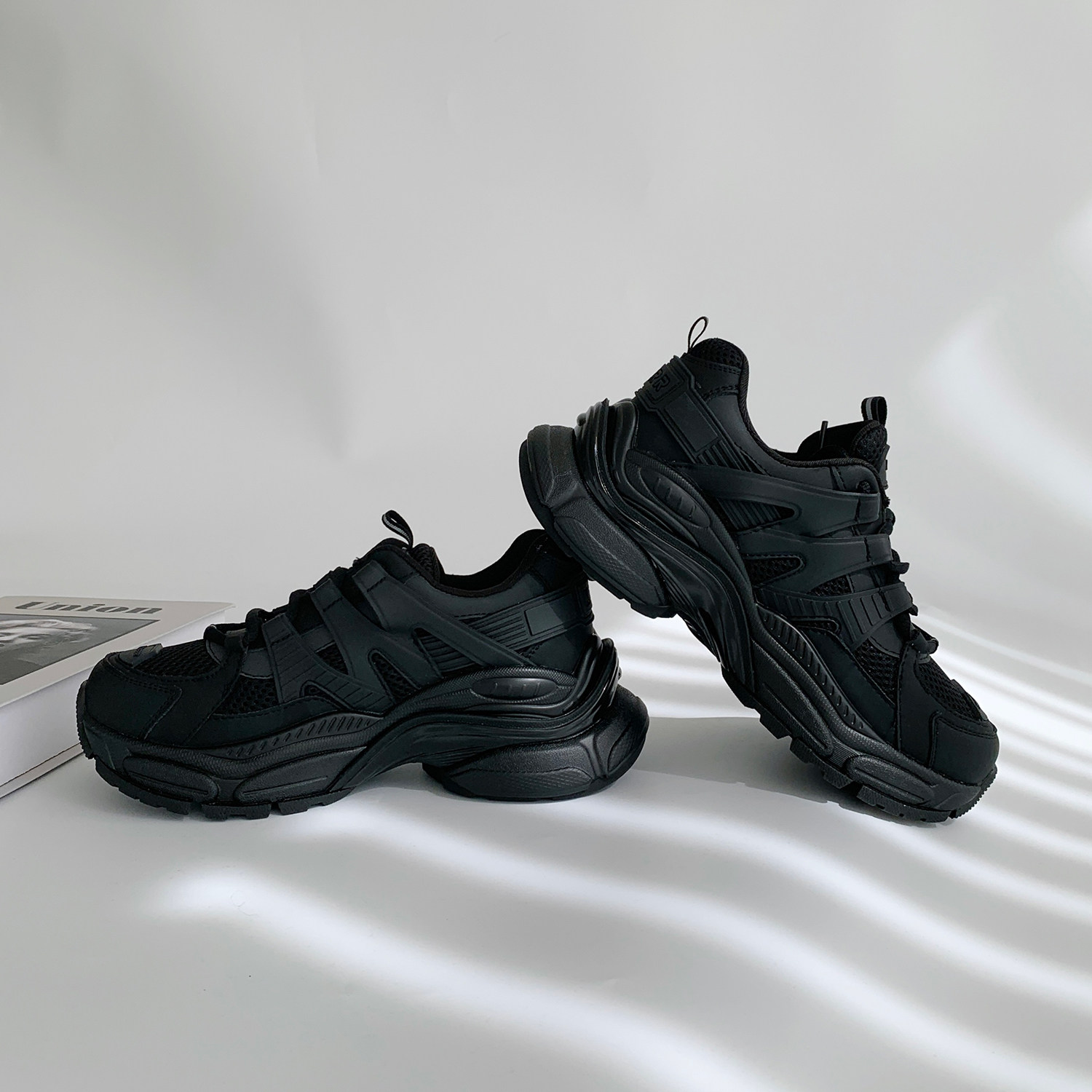 彭姐 厚底增高老爹鞋女鞋秋冬季新款百搭休闲运动鞋轮胎坦克鞋