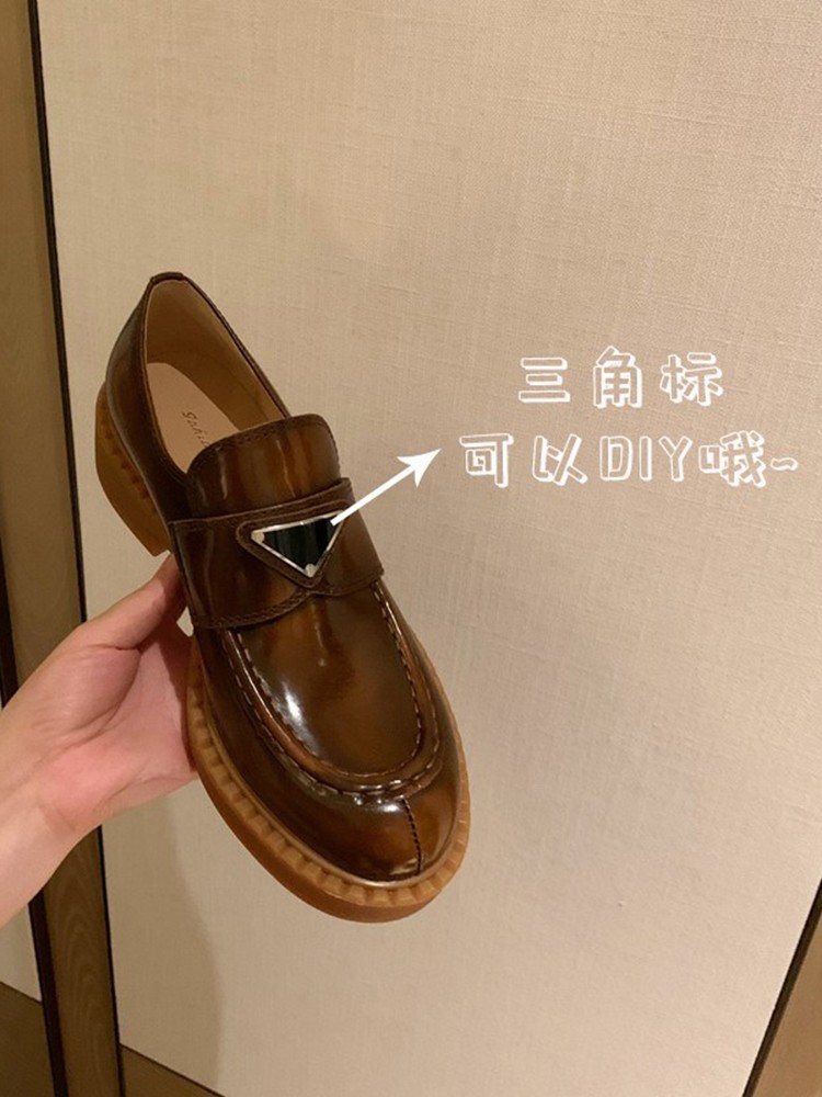 三角标真皮皮鞋女英伦风厚底粗跟