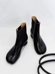 水洗植鞣羊皮分趾猪蹄短靴女瘦瘦靴中跟切尔西靴子 InkingPot彭姐