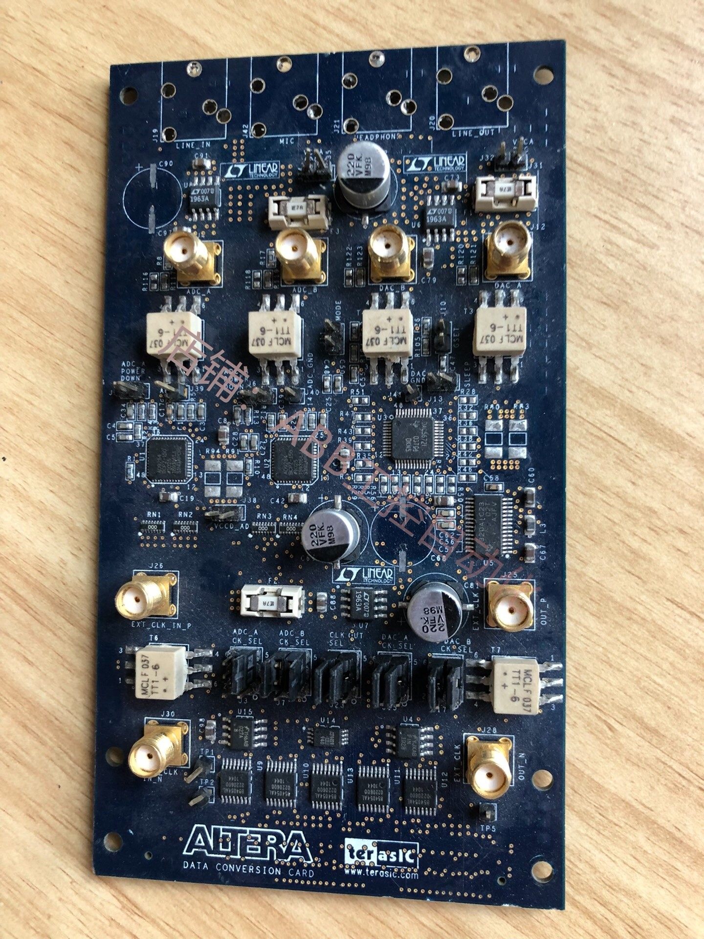 友晶altera adda-hsmc 高速数据子卡  dc c配 de2-115de4de3现货2