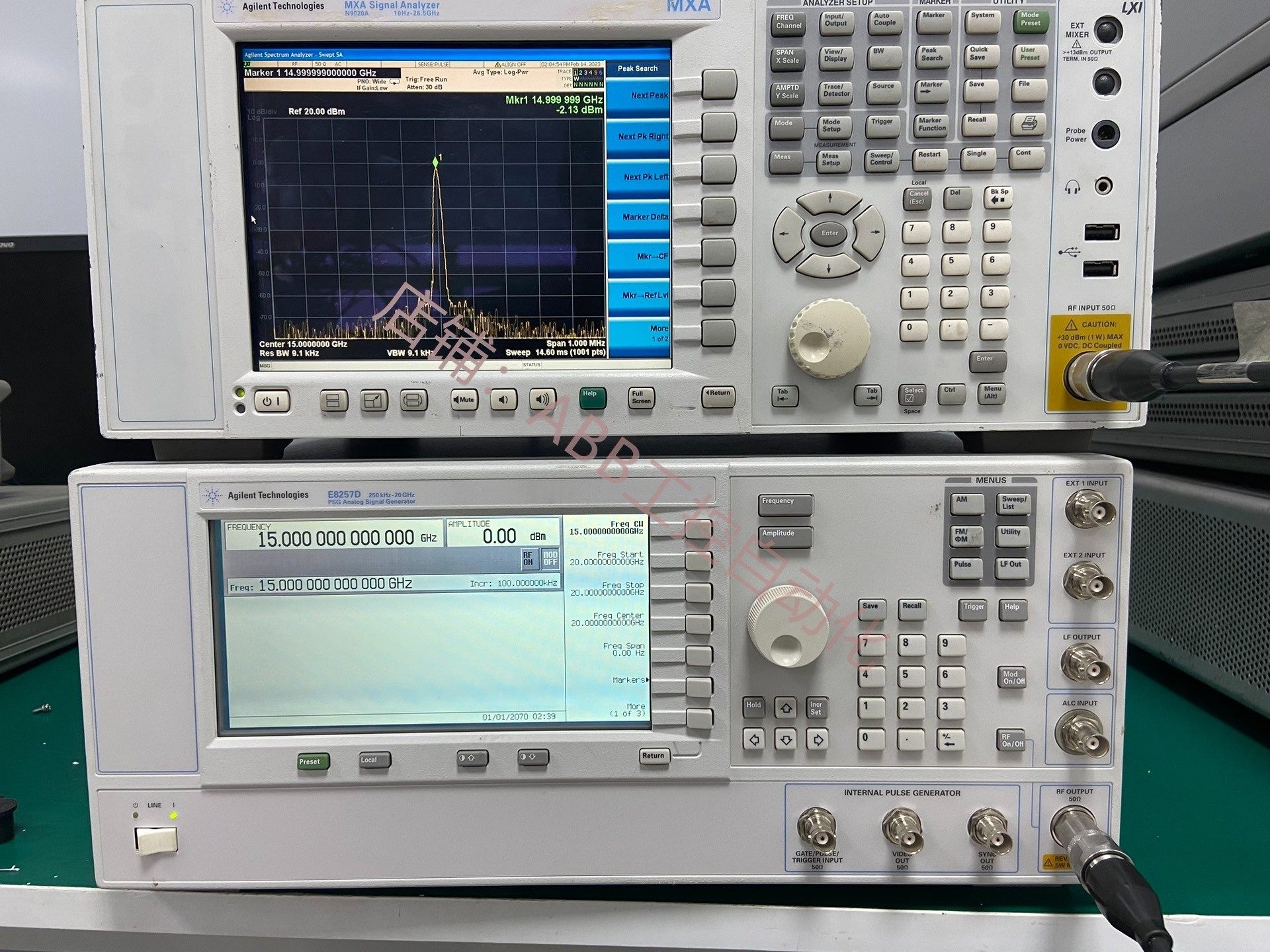 安捷伦e8257d 20g 安捷伦n9020a 265 g