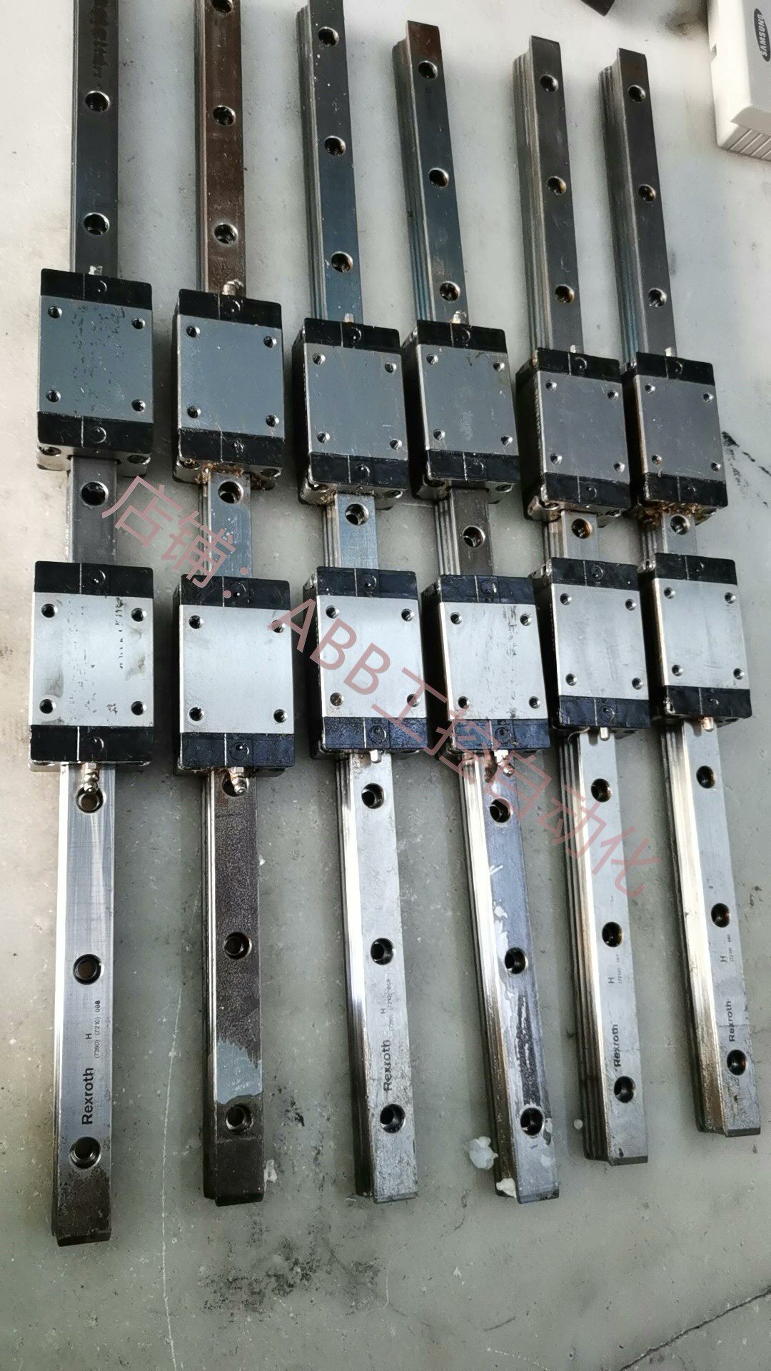 德国力士乐直线导轨r162281322 组合高度30mm导轨长度是535mm一导