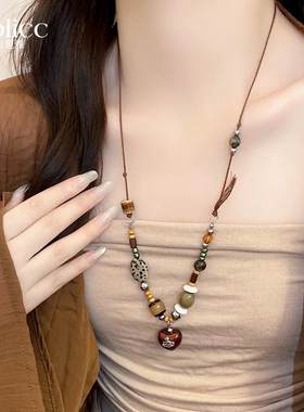 新中式长款陶瓷串珠爱心项链女