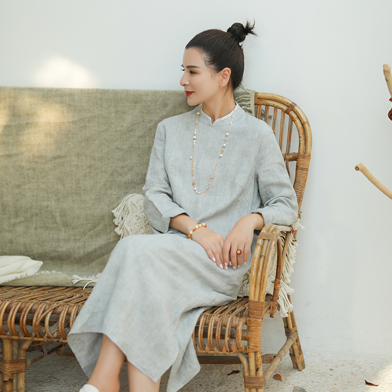 麻霖文艺原创女装2020秋新品24支亚麻刺绣真丝拼接中式连衣裙袍子