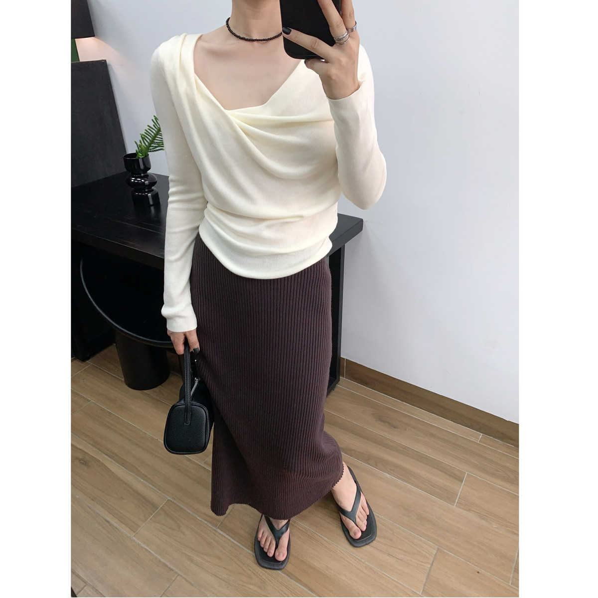 羊毛混纺套头荡领贴身荡领毛织