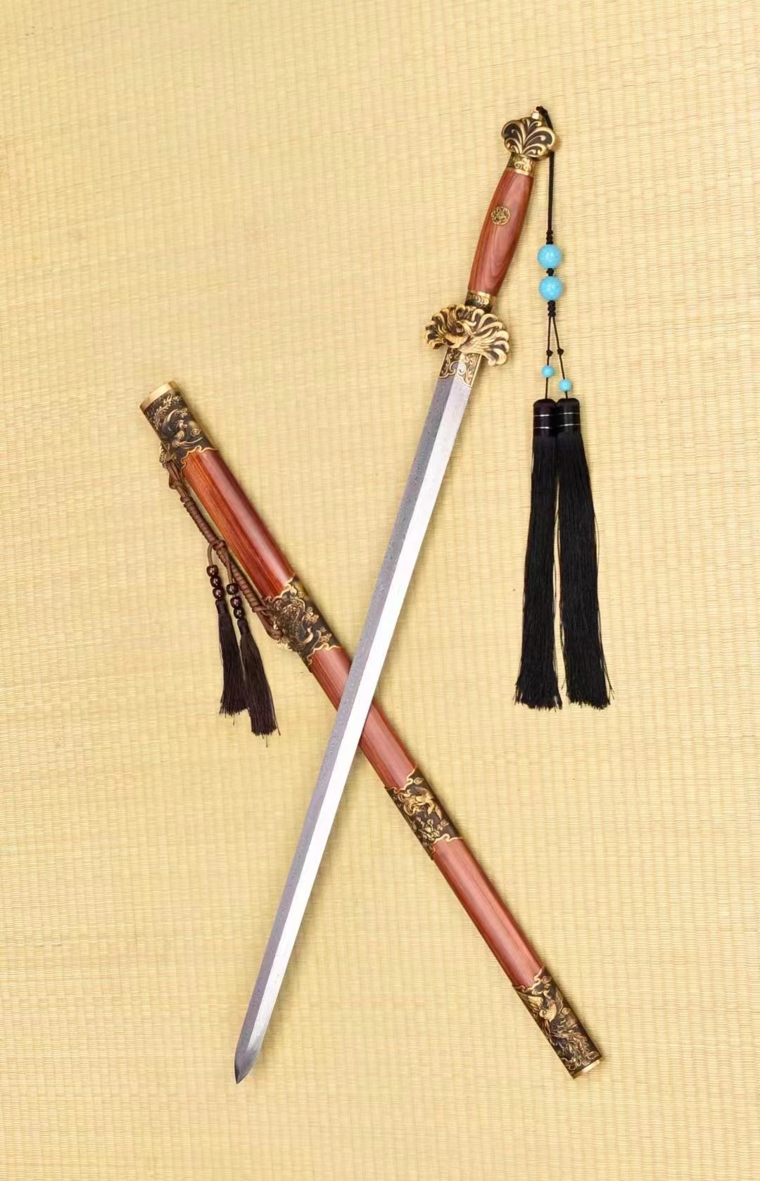 中式传统双手剑凤凰剑百炼钢工艺收藏品未开刃