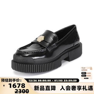 300095 银泰百货 Armani Exchange秋冬女士亮面休闲厚底乐福鞋