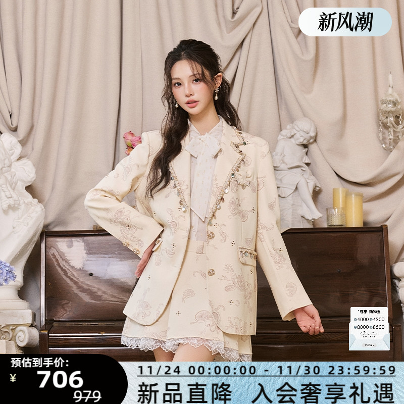 Three Quarters 25秋冬新款蕾丝印花百褶半身短裙银泰百货 301355