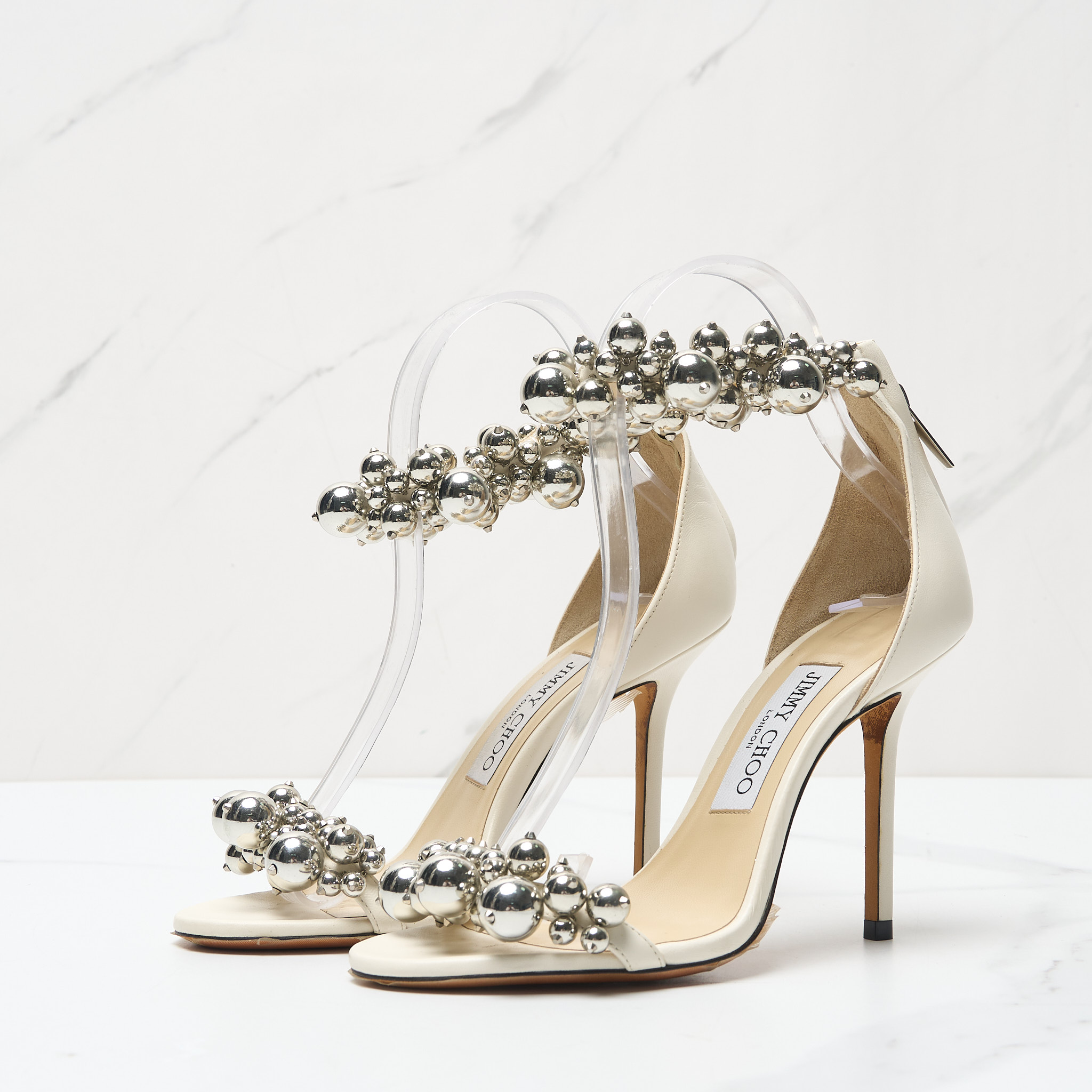 Jimmy Choo 周仰杰女士银珠一字带细跟高跟凉鞋银泰百货 301596
