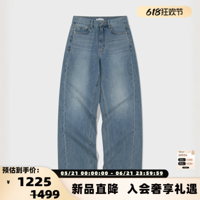 LOW CLASSIC 26春季新款女士显瘦弯刀牛仔裤银泰百货