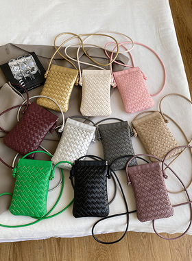 2024新款春夏编织手机包包女迷你手工编织单肩包高级感时尚斜挎包