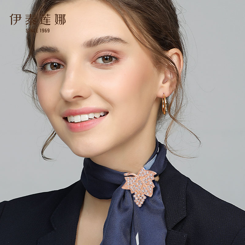 伊泰莲娜正品金枫叶丝巾扣水晶胸针两用饰品蚕丝围巾情人节礼品