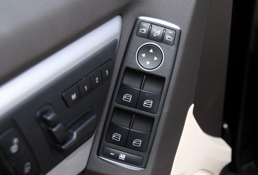 适用老款奔驰c级玻璃升降器开关gla260 glk e180l cls车窗按钮键