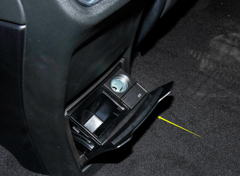 适配 新款 奔驰G级后排烟灰缸 G350 500 G63 550 USB接口 点烟器
