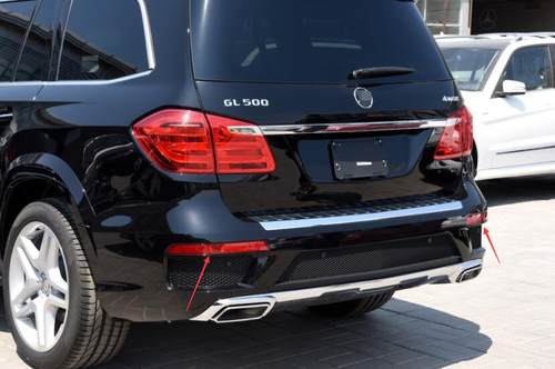 奔驰gl后杠灯反光片板