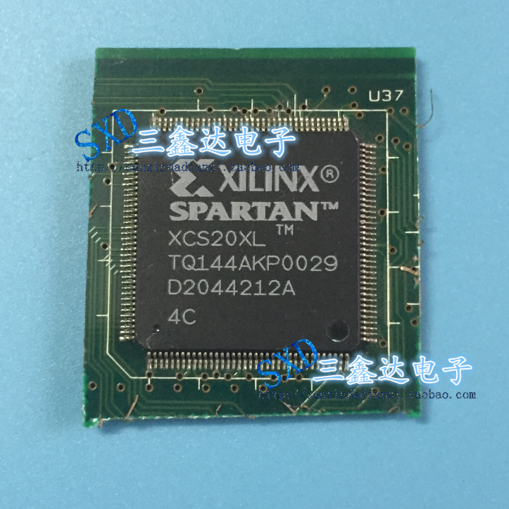 XCS20XL-4TQG144C  XCS20XL进口原装拆机带板 集成IC 质量保证