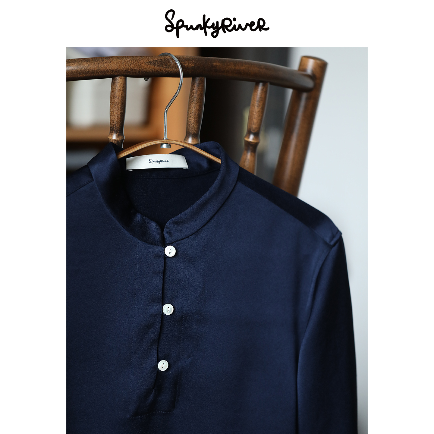 女士复古藏蓝色醋酸衬衫