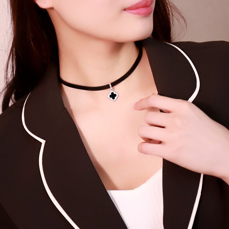 黑色choker四叶草项链女潮短款锁骨链脖子颈带简约百搭网红配饰品