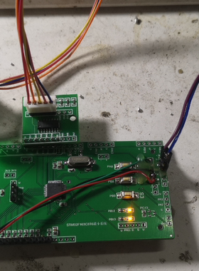 sssStm32单片机 二维码扫码 红外检测人体 垃圾桶自动开箱
