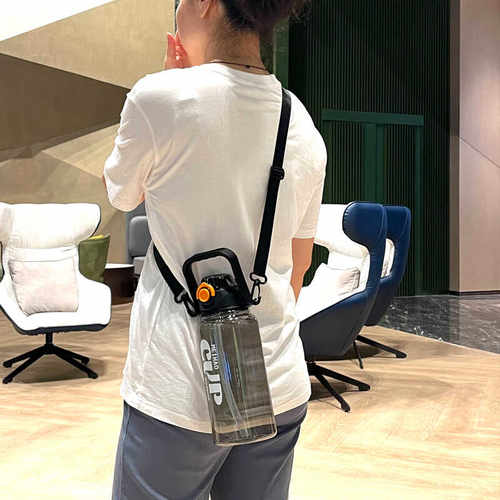 男生运动水壶防摔耐高温运动风