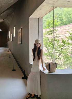 BBen 雕花美术馆 进口和纸纱钩花工艺无袖上衣女夏2025新款小衫