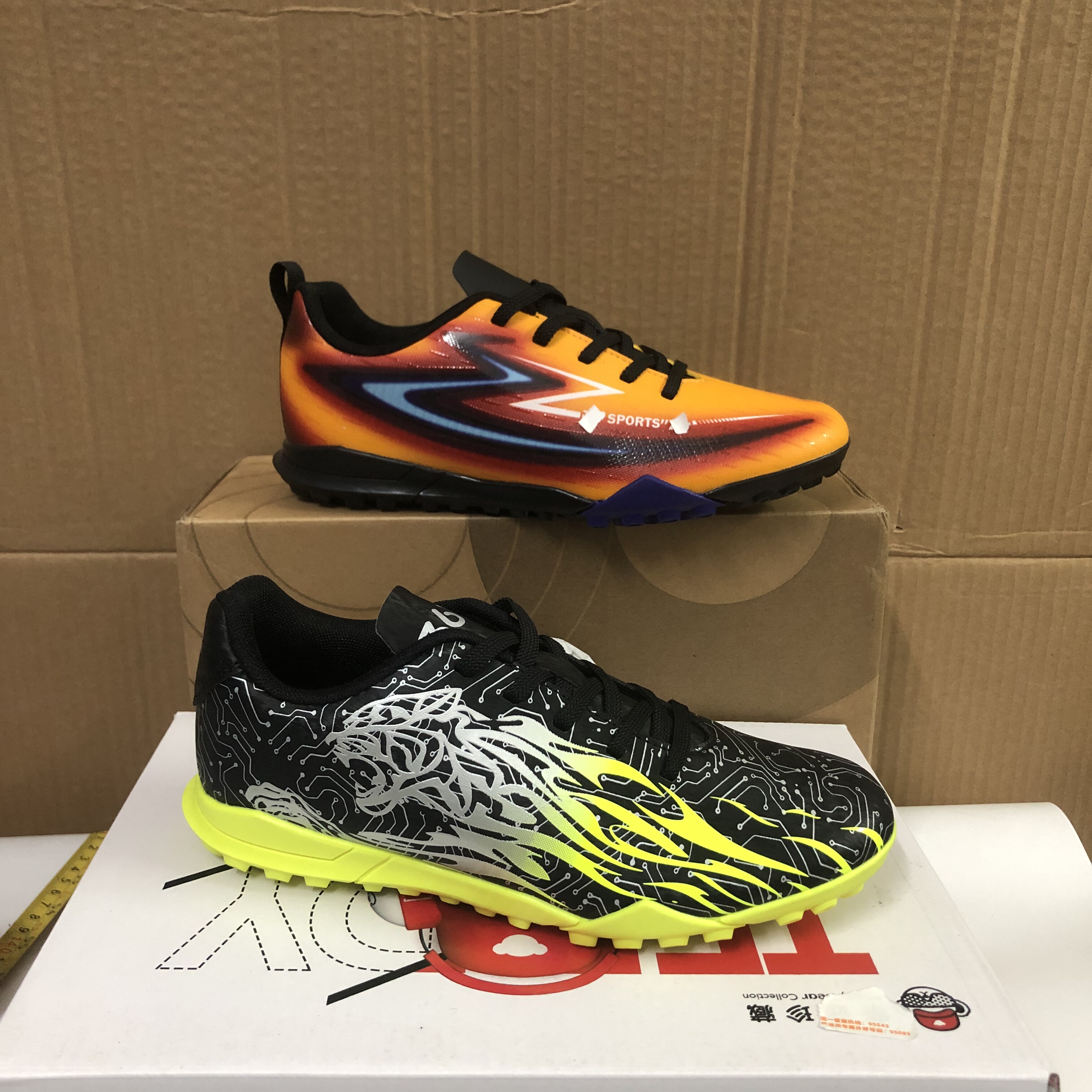 撤柜品牌童鞋 春秋皮面儿童碎钉足球鞋男童系带训练鞋 大童运动鞋