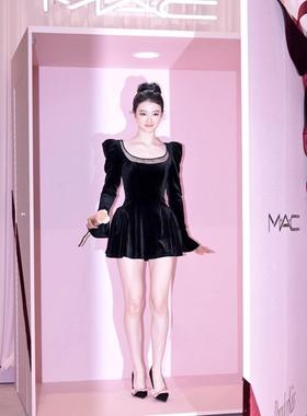 Ella gross明星同款黑色丝绒网纱拼接方圆领连衣裙复古喇叭袖短裙