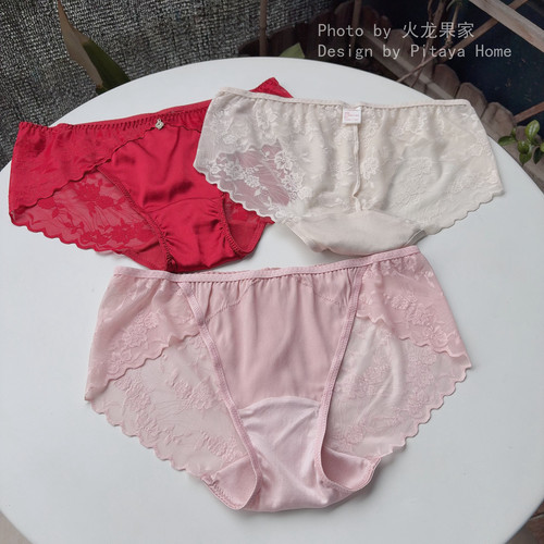 时尚性感真丝拼蕾丝中腰红内裤