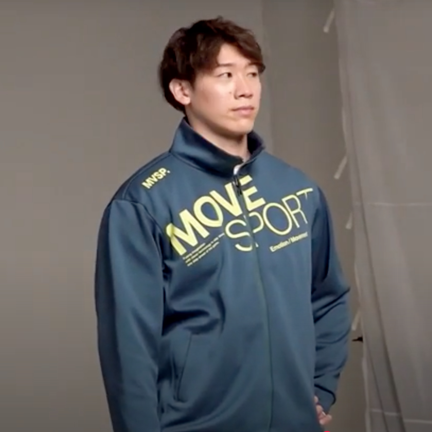 日本movesport石川祐希25秋季弹性立领拉链夹克外套男绿ST5FJG10M