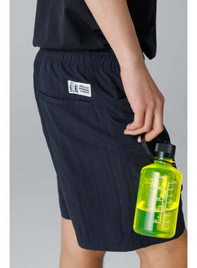 日本代购marmot土拨鼠25春夏防泼水运动休闲短裤男黑MTSS25MHP034