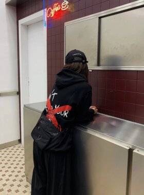 VIBRATE潮牌 连帽卫衣黑色 套头 印花 白色 男女同款 后背大图案