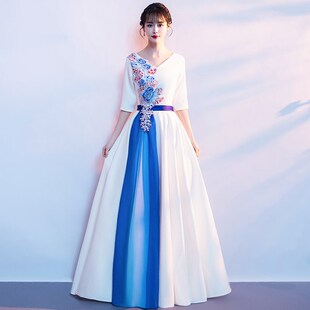 新选大合a唱团演出服女成人长裙白色主持古筝国风独唱指挥红歌舞