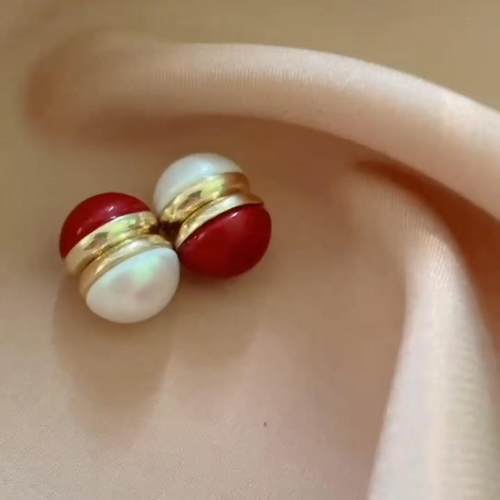 法式复古圆形珍珠双色耳夹