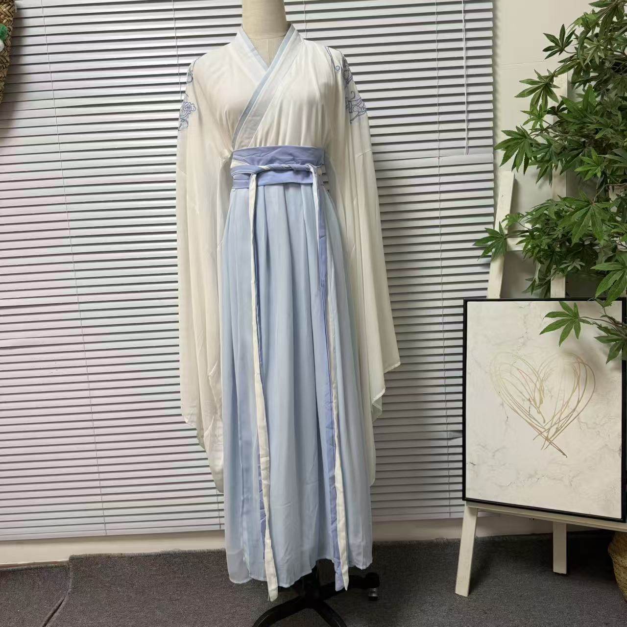 1215-7国风汉服连衣裙女一片式绑带刺绣长裙仙气古风浅春系国风,女装/女士精品,汉服半身裙,淘宝优惠券,粉丝福利购,淘宝优惠卷