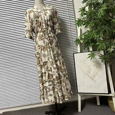 1219-43法系轻奢V领收腰碎花连衣裙女长裙高级感气质印花裙子