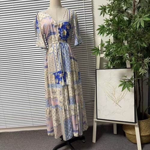 0603-18澳洲品品牌度假风印花连衣裙女V领收腰显瘦长裙气质穿搭