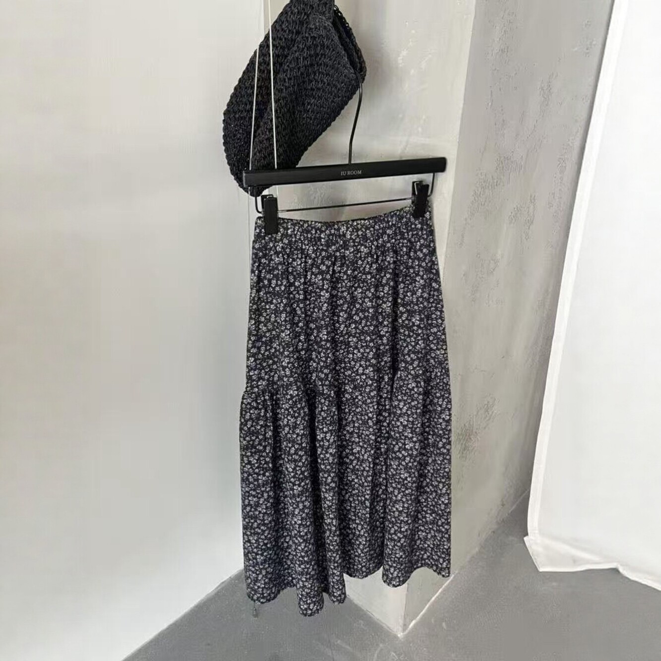 IU ROOM 韩系松紧腰复古碎花半身裙女26春季显瘦中长款A字裙3921