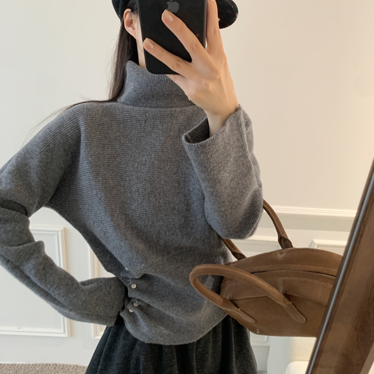 妮Bonnet-人双层领排扣掐腰设计加厚保暖毛衣（含100羊毛）N29-18