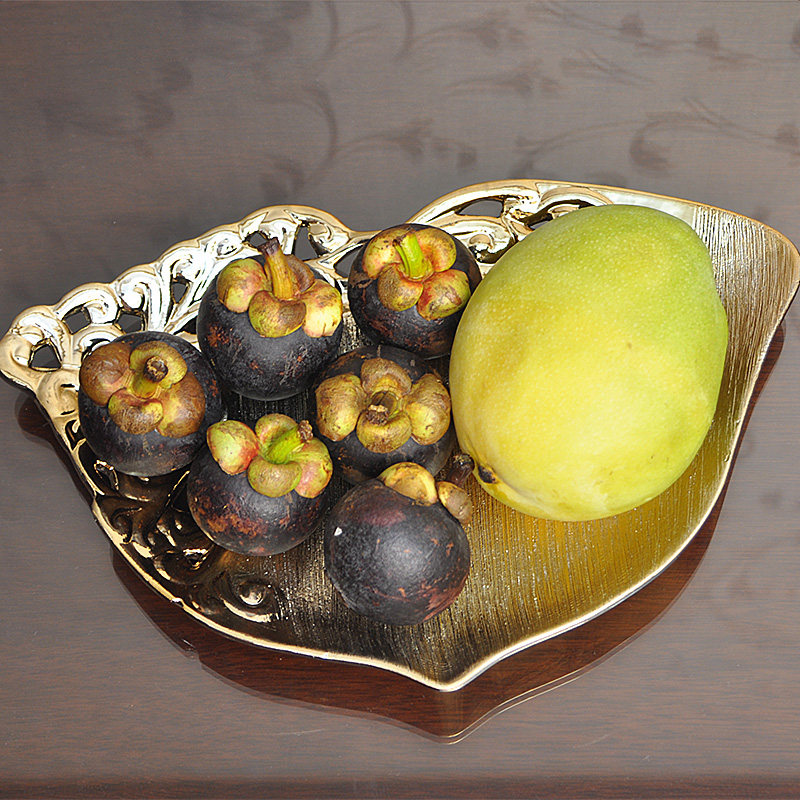 创意镂空陶瓷果盘欧式金色爱心水果盘干果盘零食瓜子盘糖果盘果盆