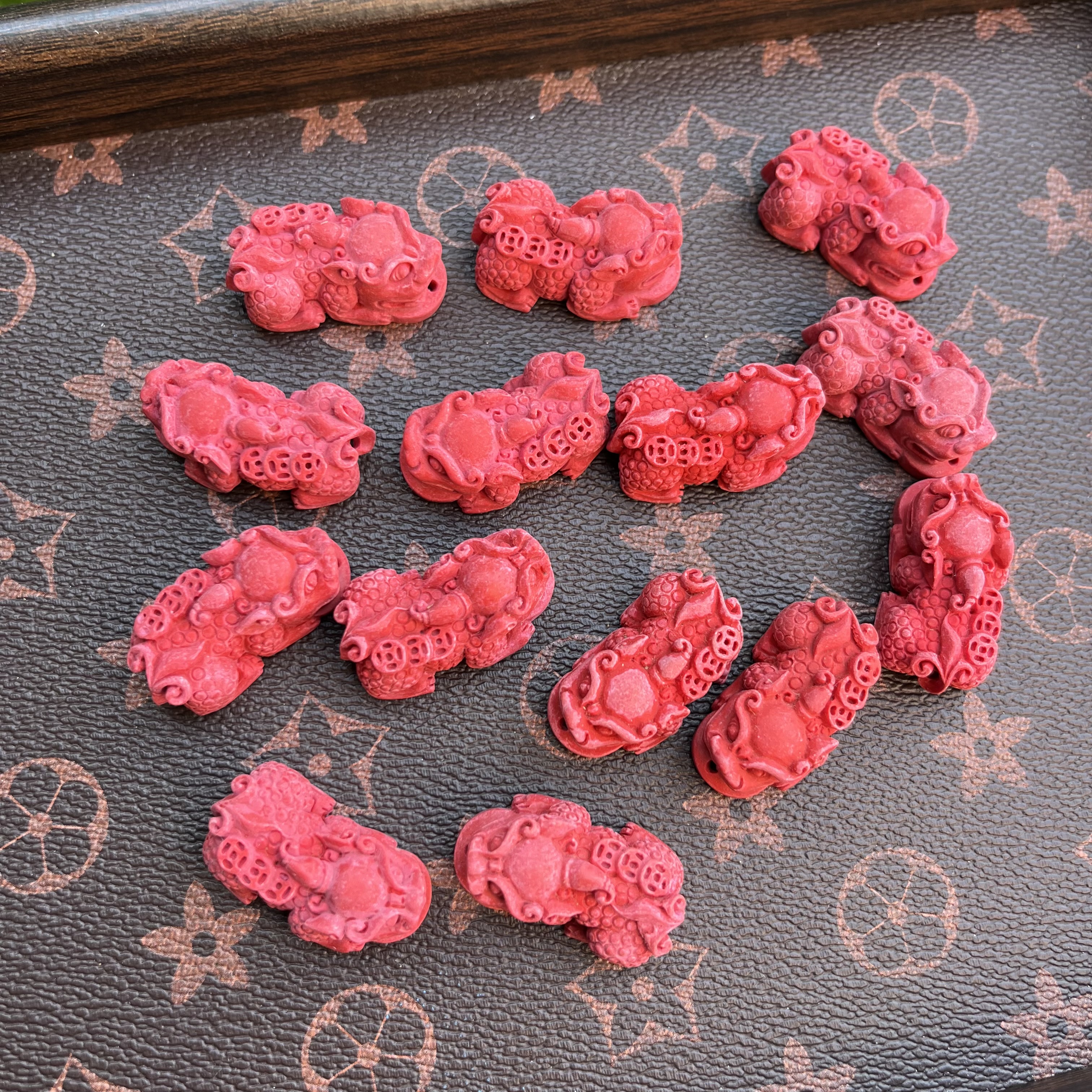 天然原矿朱砂帝王砂招财貔貅手串男女本命年手链钥匙扣单颗小配件