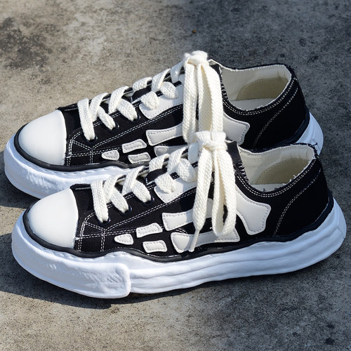 骨头溶解鞋王一博同款日系帆布鞋