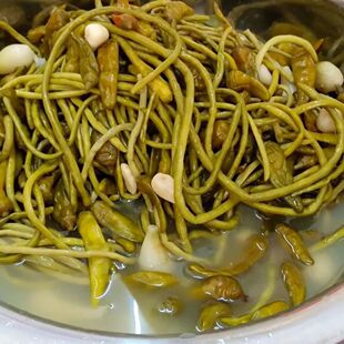 湖北黄冈罗田土特产蔬菜酸豆角腌缸豆纯手工土菜无防腐剂750g包邮