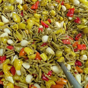 湖北黄冈罗田土特产蔬菜酸豆角腌缸豆纯手工土菜无防腐剂750g包邮