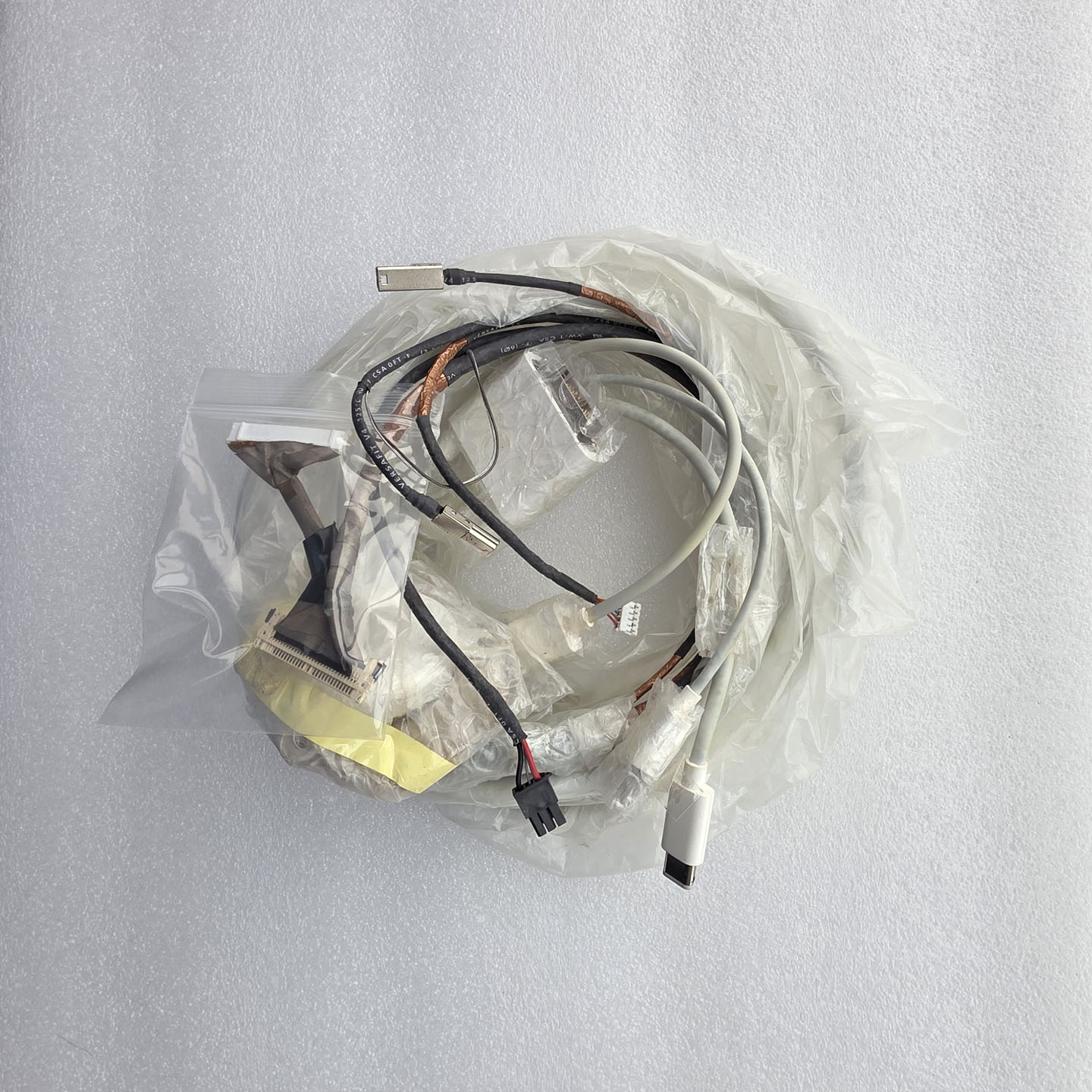 适用苹果20寸(A1081) 23寸(A1082)的15Pin显示器外接线