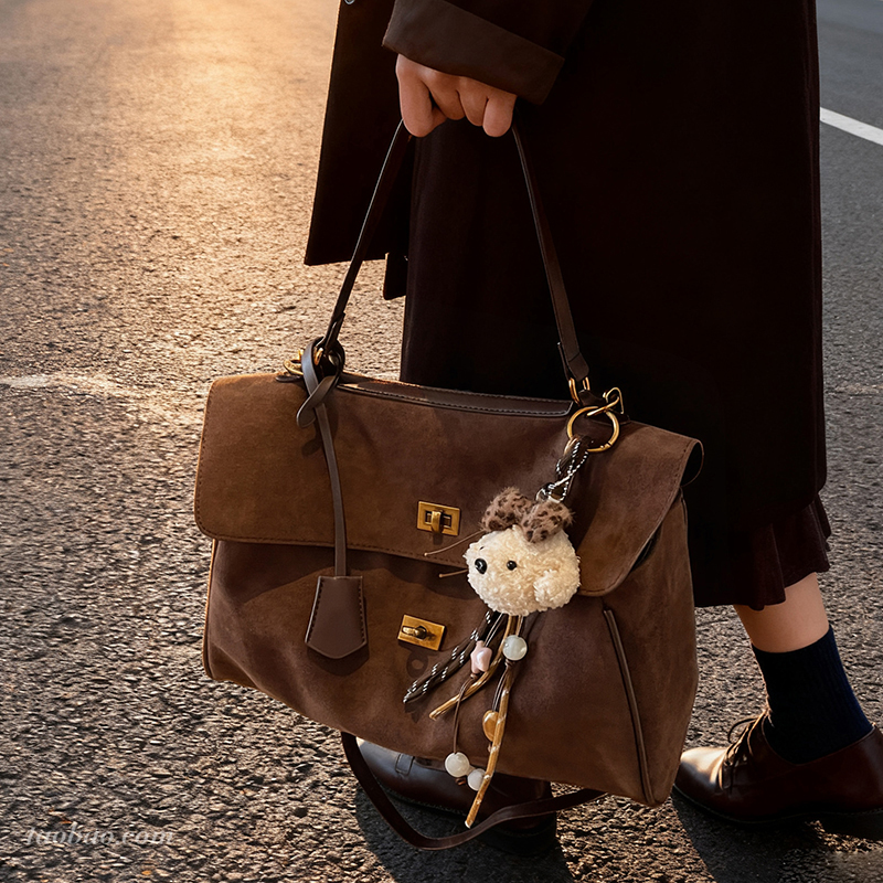 简约高级感麂皮绒托特包